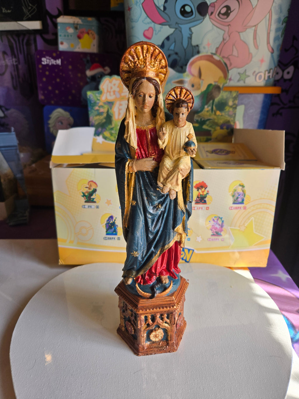 Virgin Mary & Child – 3D Printed & Hand-Painted Collectible Figurine
